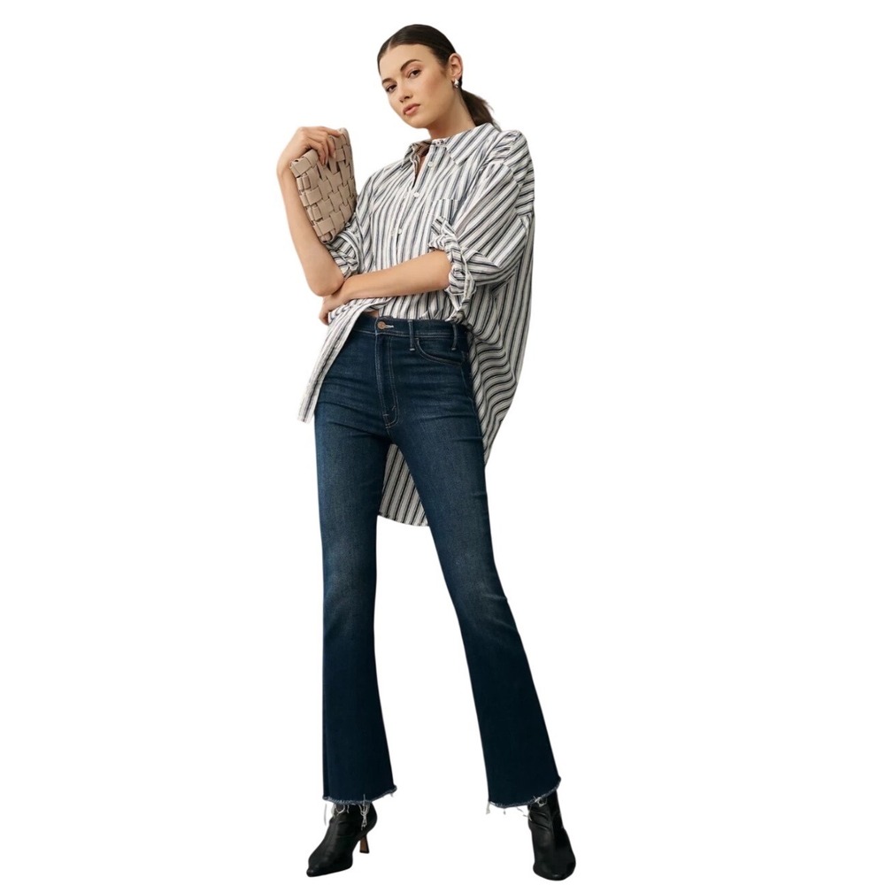 Mother the‎ Hustler Ankle Fray Dark Wash Bootcut Distressed Knee Size 26 $268